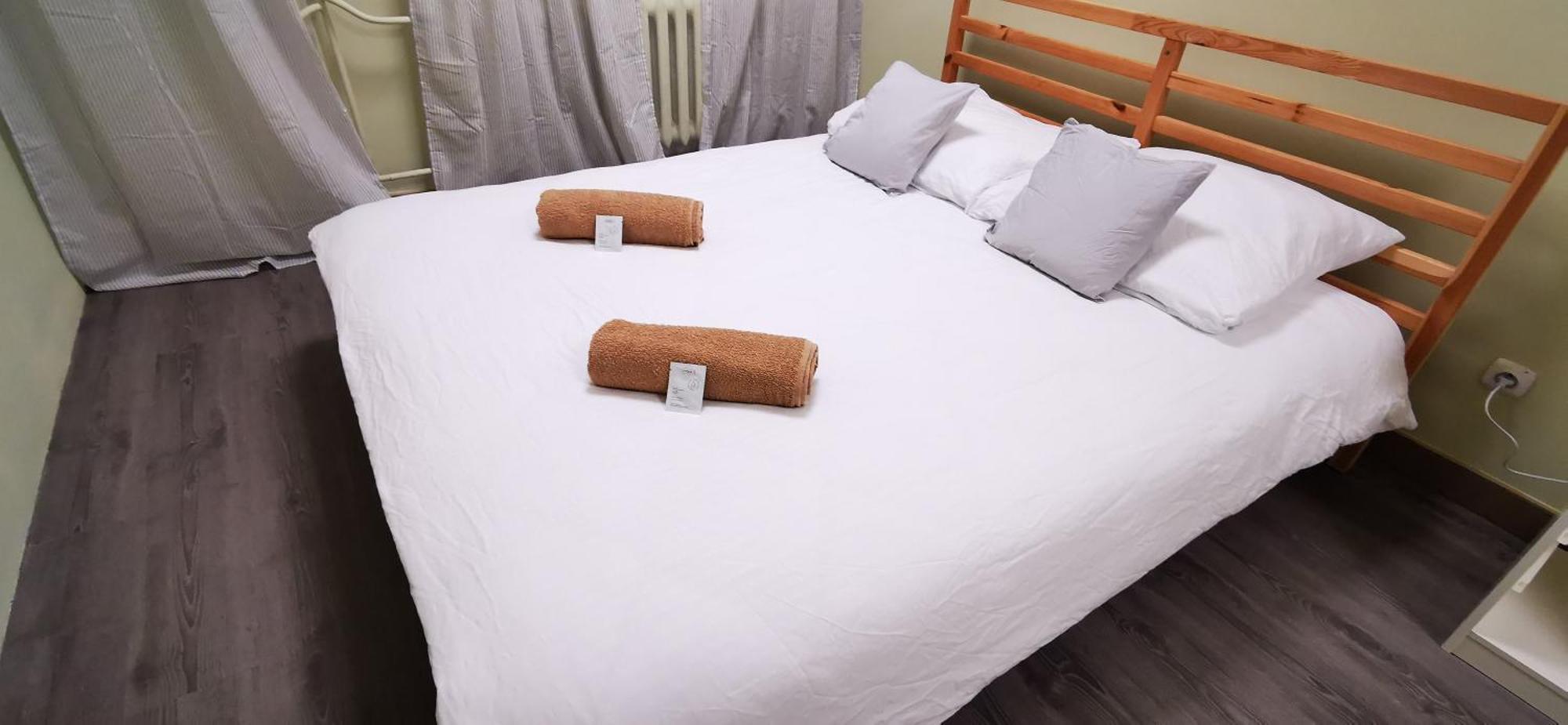 Hostel Powstaniec Wola - Private Rooms Varšava Exteriér fotografie