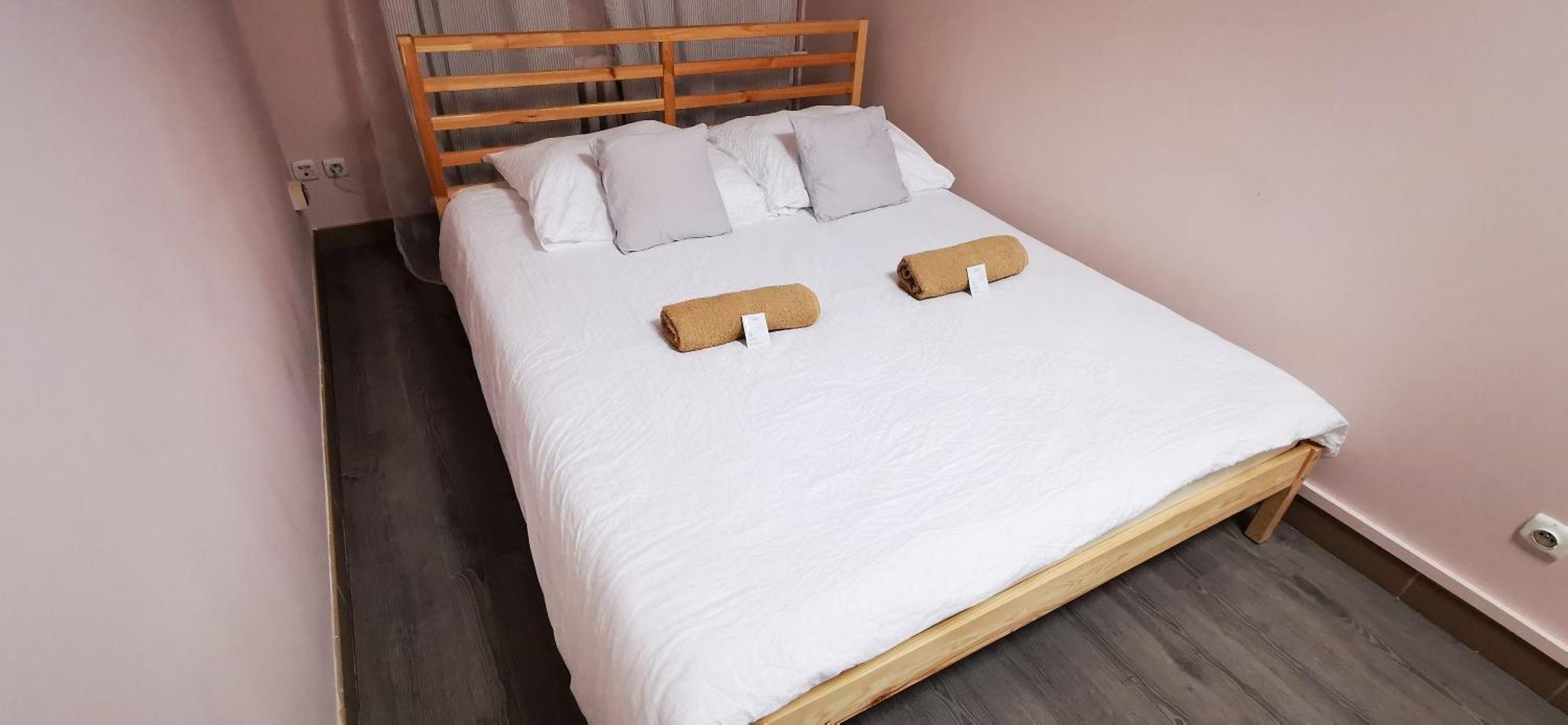 Hostel Powstaniec Wola - Private Rooms Varšava Exteriér fotografie
